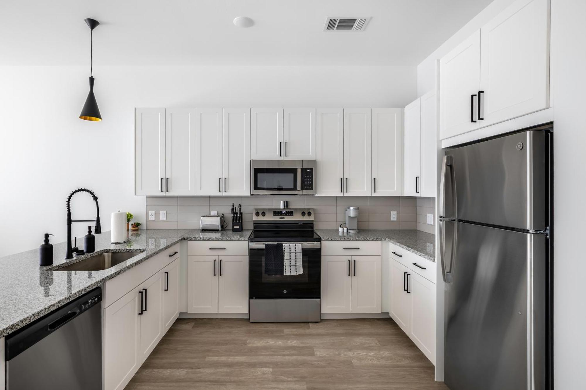 Railyard Apartments By Barsala Denton Bagian luar foto
